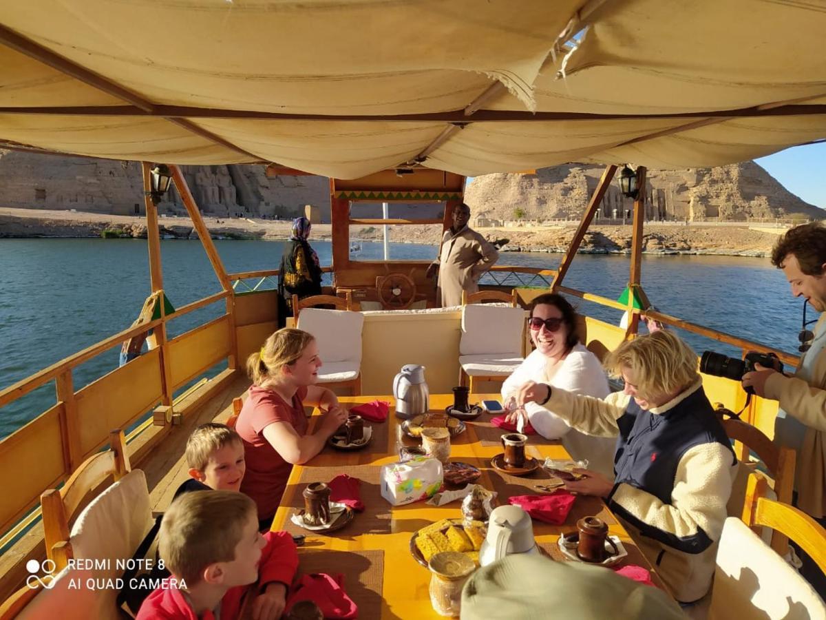 Eskaleh Eco-Lodge Abu Simbel Buitenkant foto