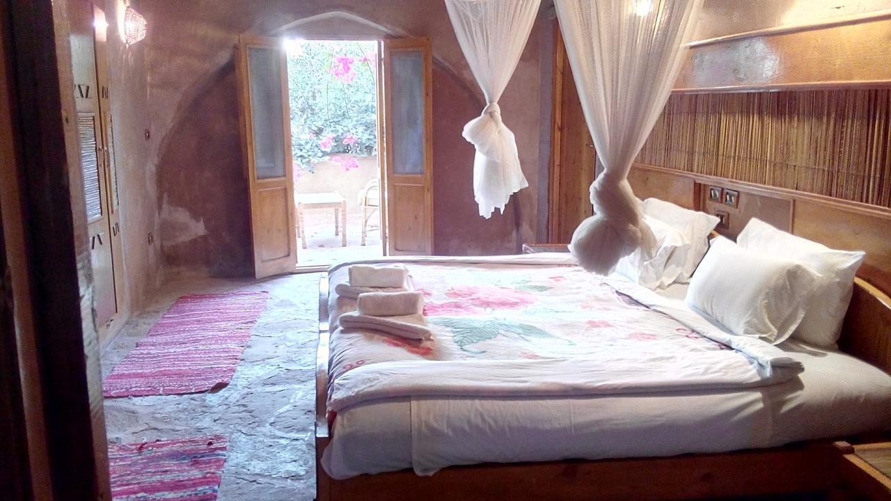 Eskaleh Eco-Lodge Abu Simbel Buitenkant foto